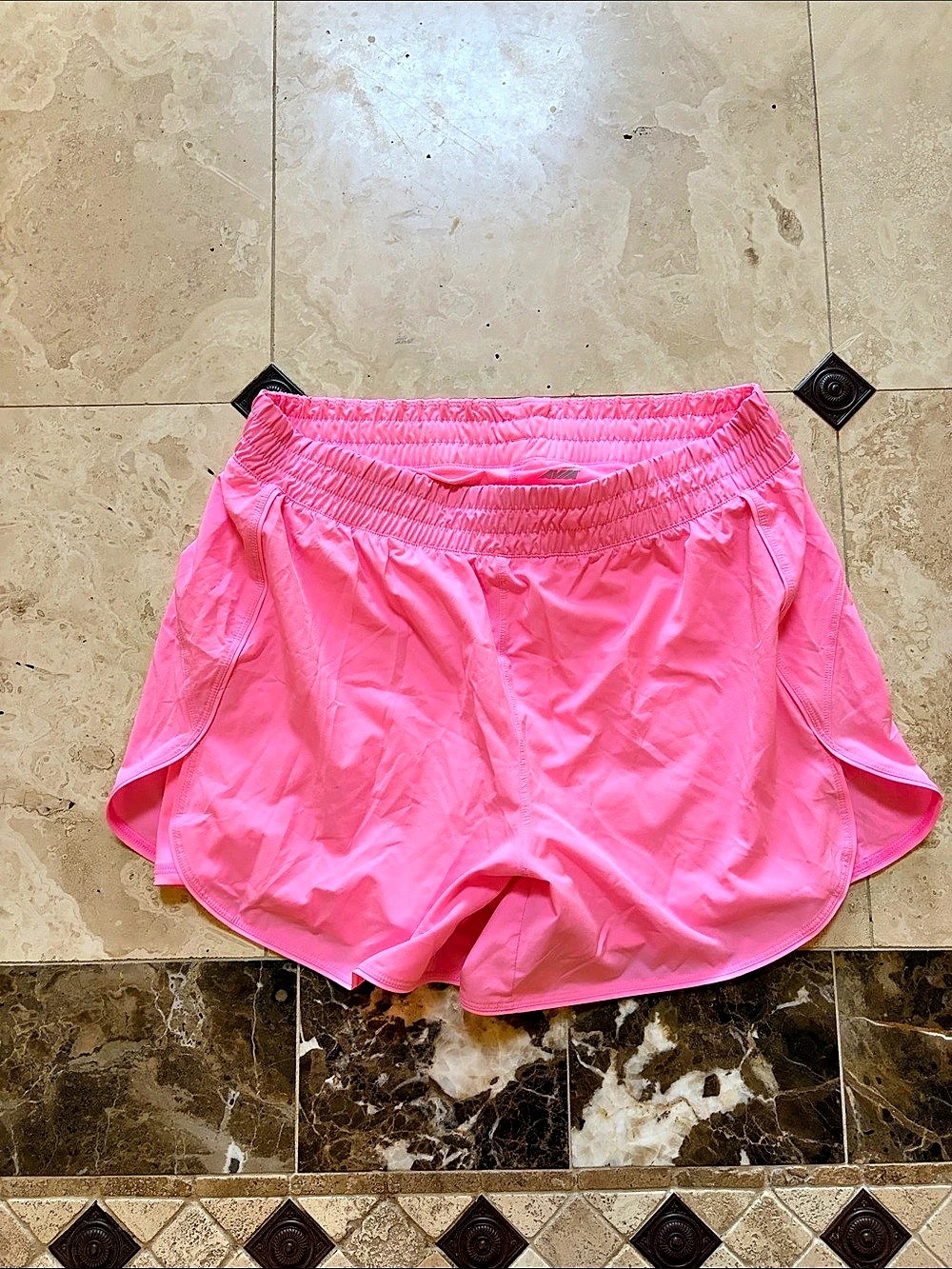 Women's Athletic Shorts in Pink Size XL
